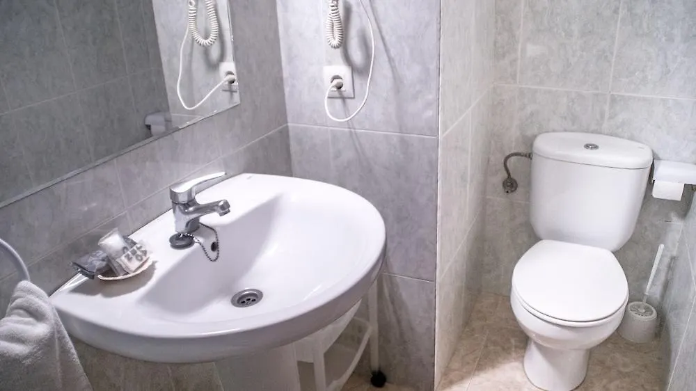 יורט דה מאר Hotel Mireia יורט דה מאר