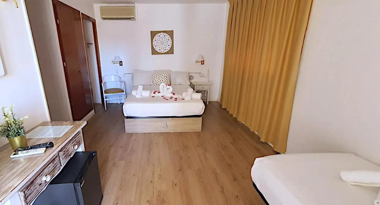 יורט דה מאר Hotel Mireia  יורט דה מאר